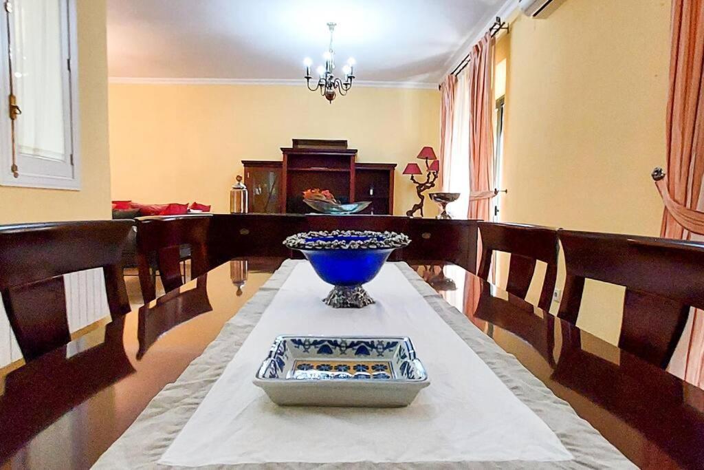 Apartamento Suite Alameda De Hercules Sevilla Bagian luar foto